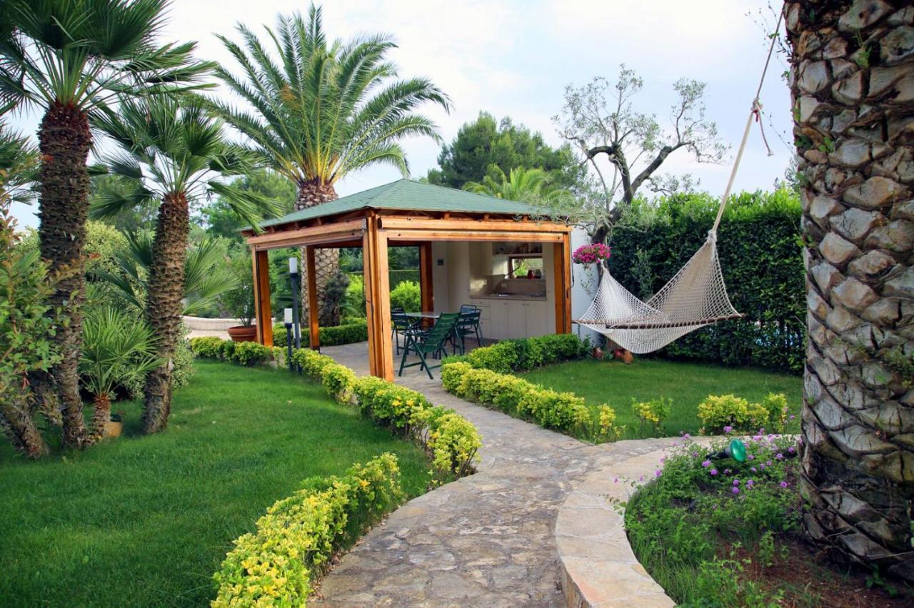 Trullo Al Monte Acomodação com café da manhã Ceglie Messapica Exterior foto